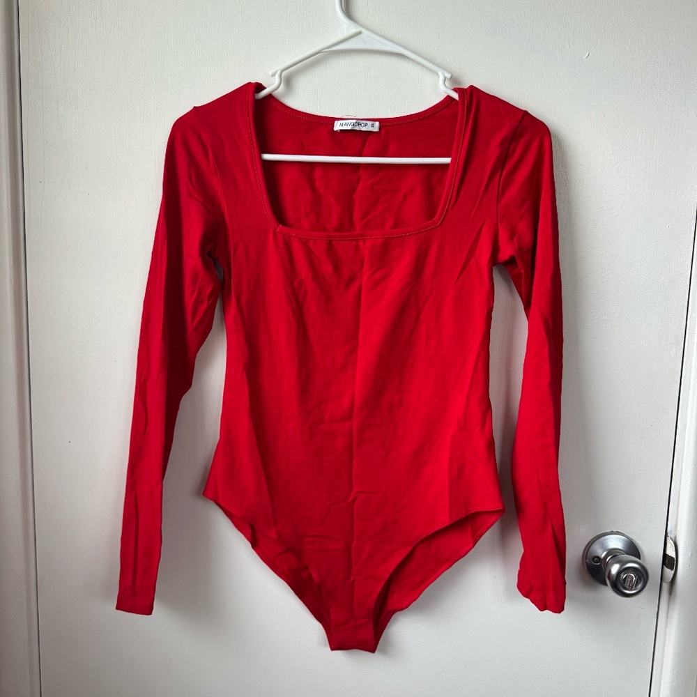 Mangopop size small red long sleeve body suit
